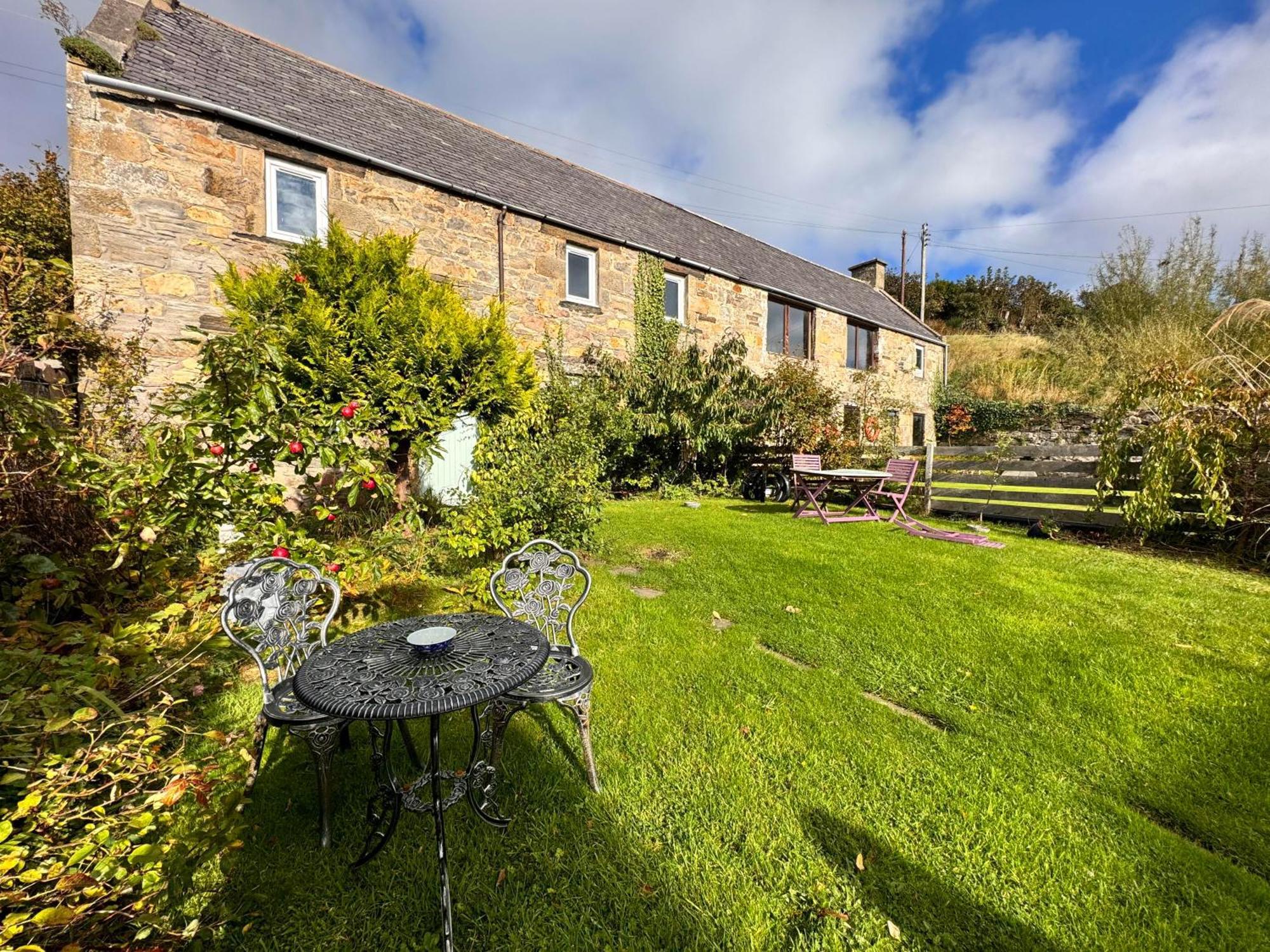 Bed and Breakfast Song Of The Sea, Selkie House à Helmsdale Extérieur photo