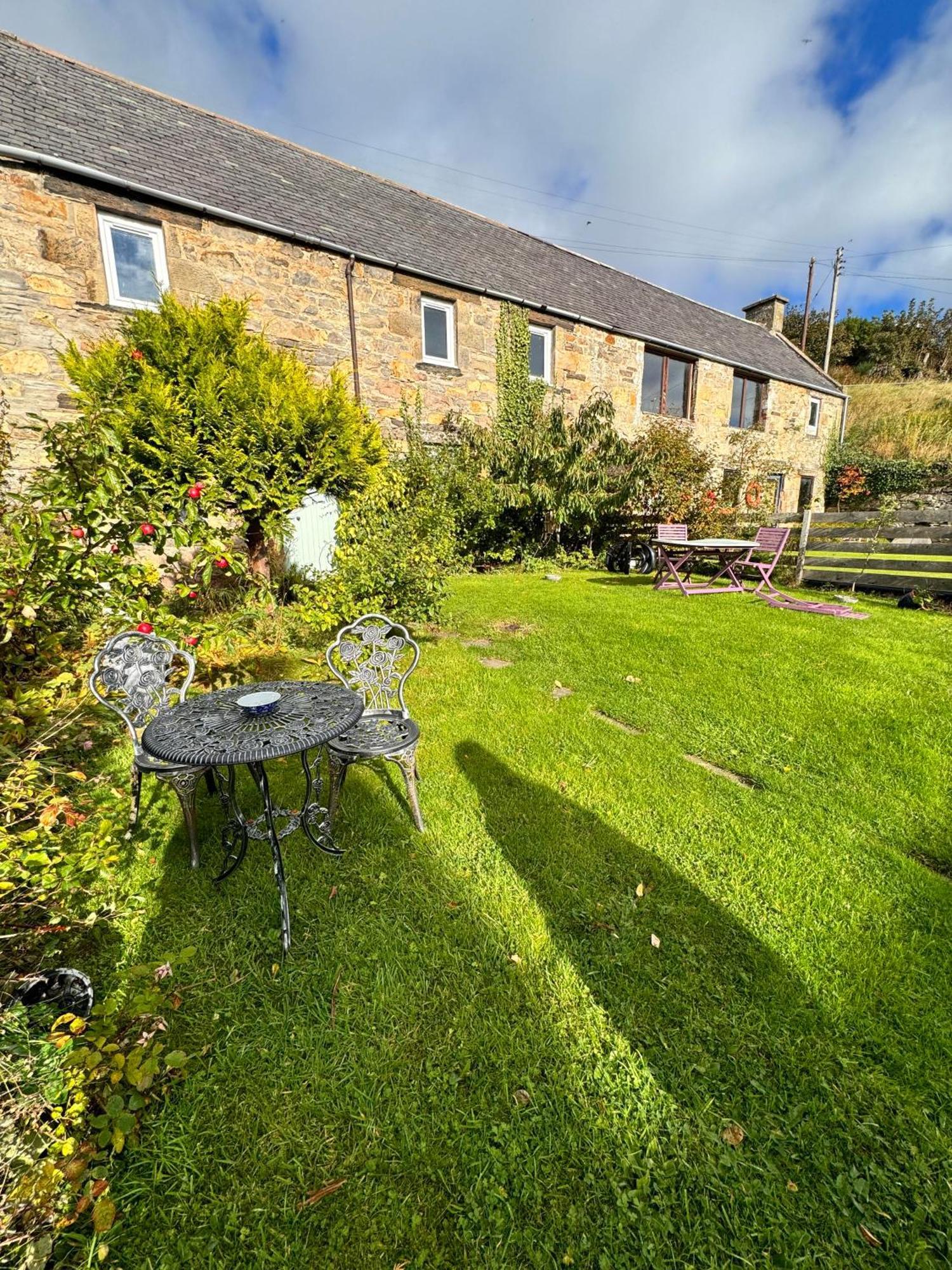 Bed and Breakfast Song Of The Sea, Selkie House à Helmsdale Extérieur photo
